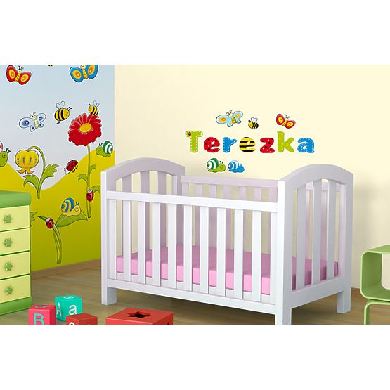 BAZAR Dekorace na zeď Písmenka - Louka DOMINIKA