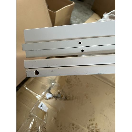 BAZAR - Dětská postýlka Cosmo - bílá, bez úložného prostoru 120x60 cm