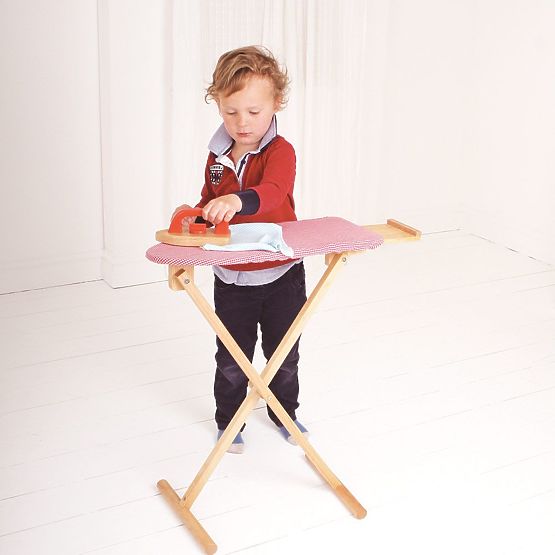 Bigjigs Toys Dřevěné žehlící prkno s žehličkou - poškozený obal