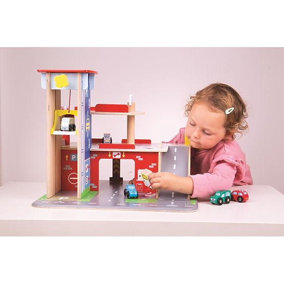 Bigjigs Toys Garáž s parkovištěm