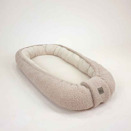 Dětské hnízdečko Teddy z mušelínu a beránka - béžové