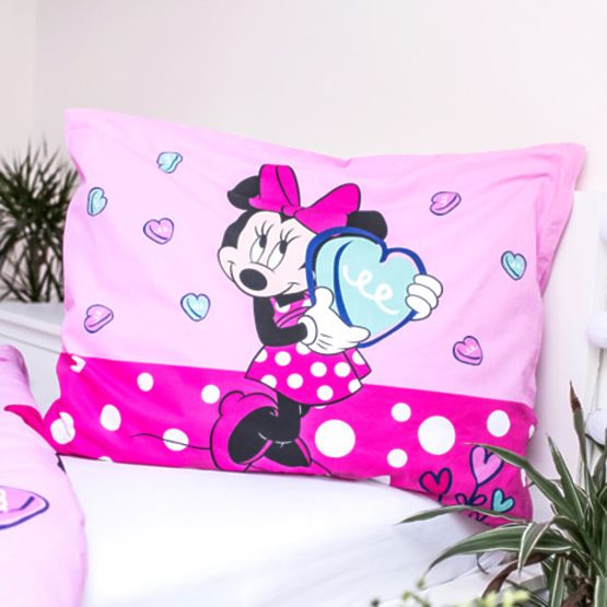 Dětské povlečení 140 x 200 cm + 70 x 90 cm Minnie srdíčka