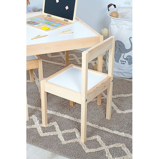 Dětský stůl a 2 židle LETTO