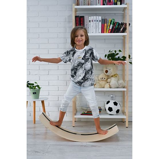 Dřevěná balanční deska s autíčkem a cestou