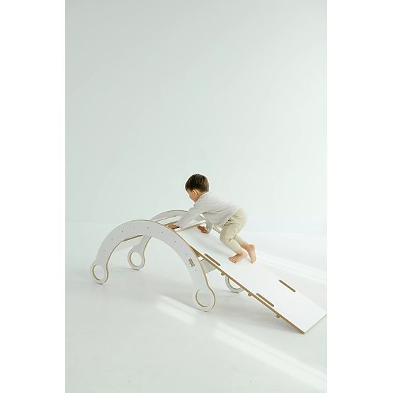 Dřevěná Montessori houpačka se skluzavkou/žebříkem L - bílá