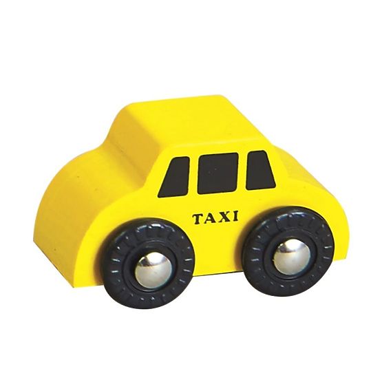 Dřevěná parkovací garáž s výtahem