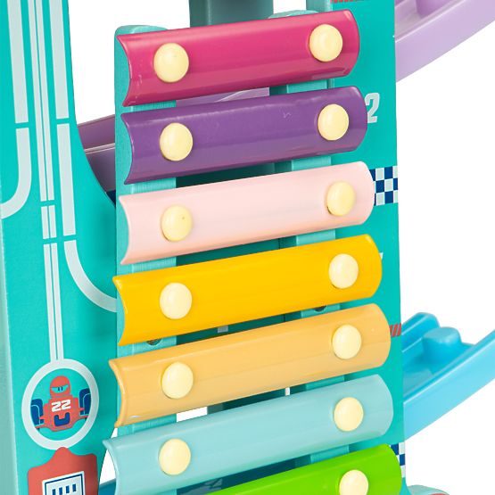 Dřevěná závodní dráha pro autíčka se zvonkohrou