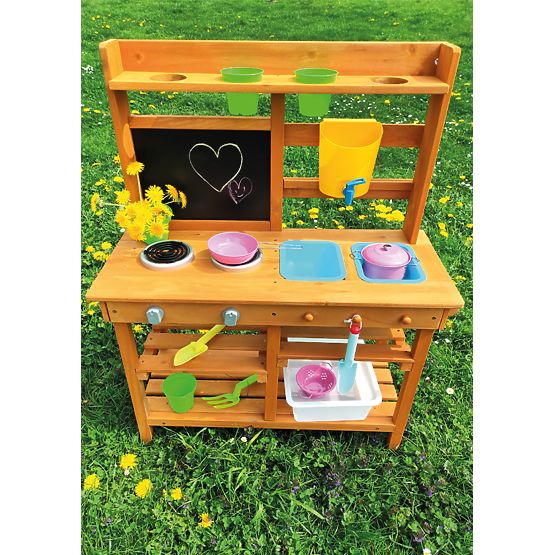 Dřevěná zahradní kuchyňka