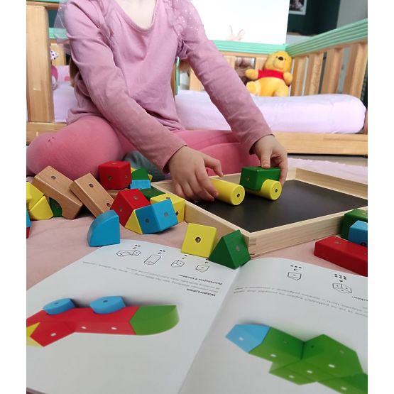 Dřevěno-magnetické kostky WABI, 20 prvků