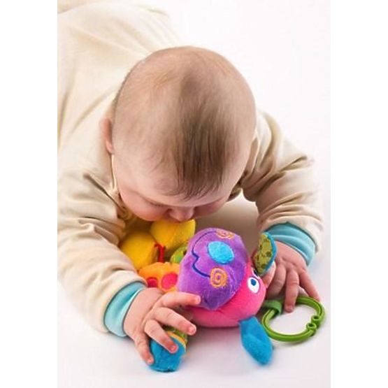 Edukační plyšová hračka Sensillo pejsek s vibrací a chrastítkem Fialová