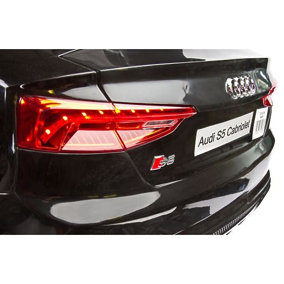 Elektrické autíčko Toyz AUDI S5 - 2 motory black Černá