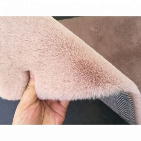 Hedvábný koberec Rabbit New - růžový