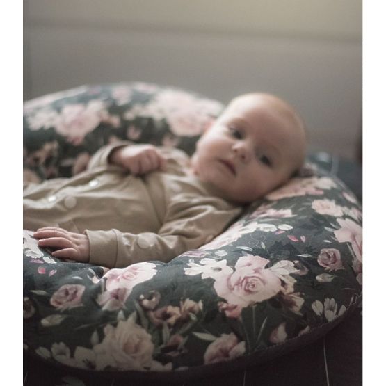 Kojící polštář Noční květy