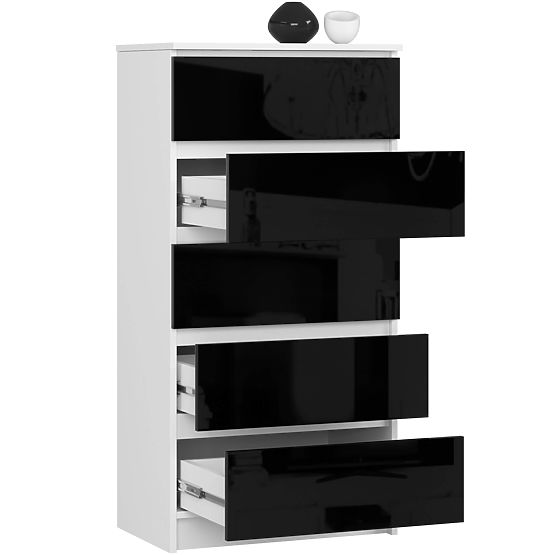 KOMODA K60 5SZ CLP PK ČERNÝ LESK