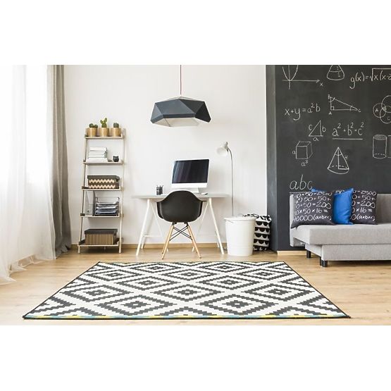 Magnetická a tabulová barva - černá