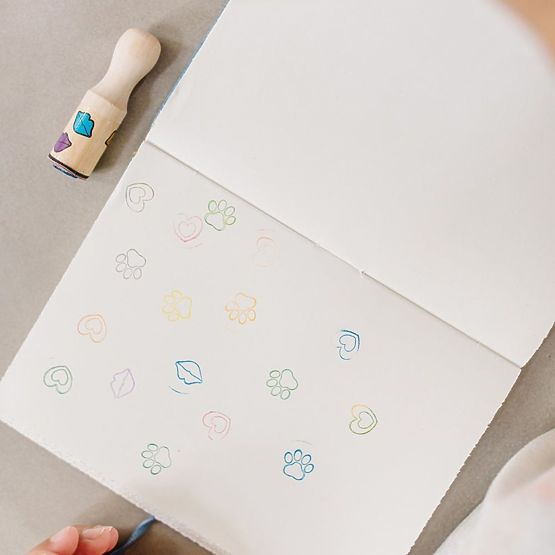 Melissa & Doug sada dřevěných razítek - 6 ks