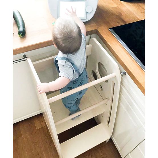 Montessori učící věž Circle - přírodní