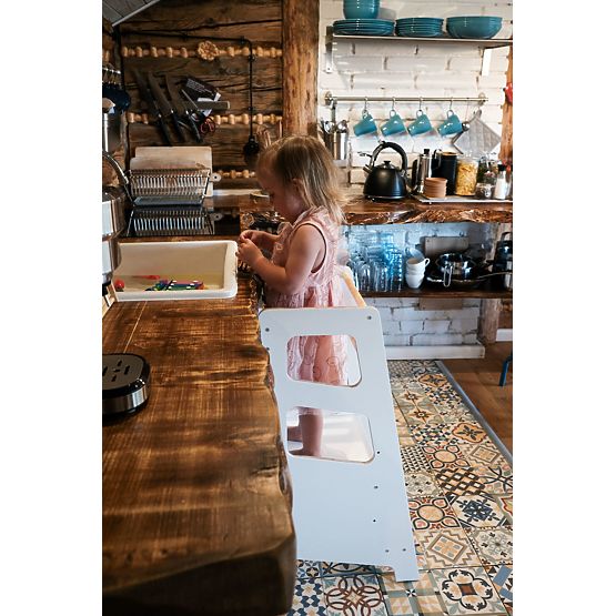 Montessori učící věž Nora - bílá