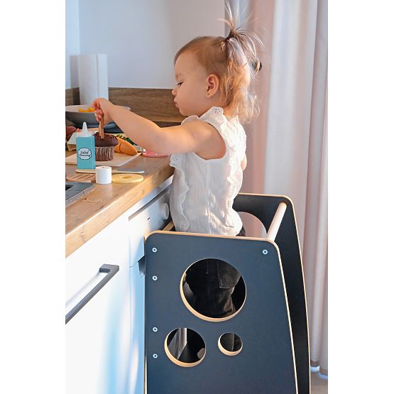 Montessori učící věž Rings Black