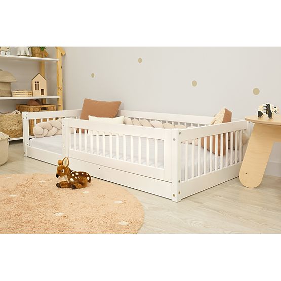 Nízká postel pro děti Montessori Ourbaby Plus - bílá