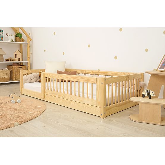 Nízká postel pro děti Montessori Ourbaby Plus - přírodní
