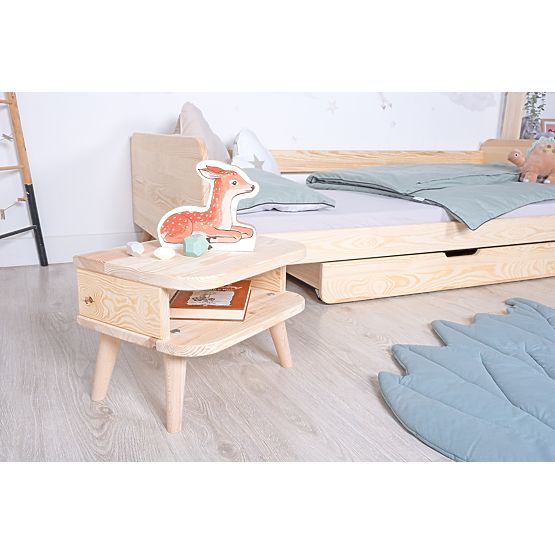 Noční stolek NELL - přírodní