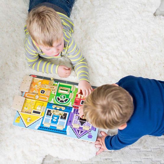 Odemykání zámků Melissa and Doug