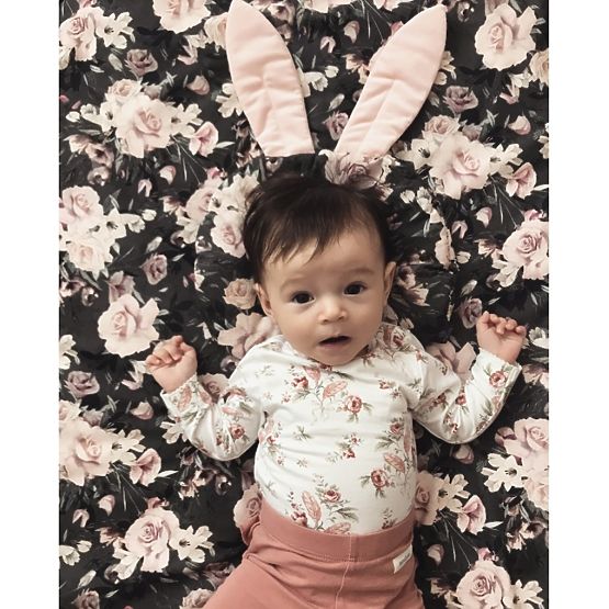 Polštář s ušima Noční květy