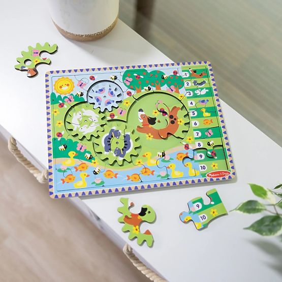 Puzzle s ozubenými koly Závod zvířat