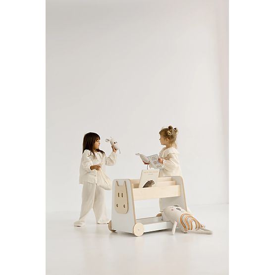 Regál na hračky s kolečky