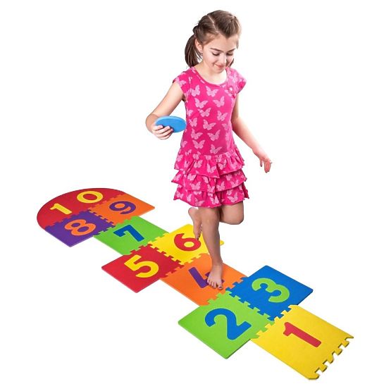 Velké pěnové puzzle pro hru na skákání panáka