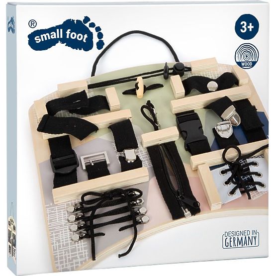 Vzdělávací tabule s přezkami, sponami a šněrováním