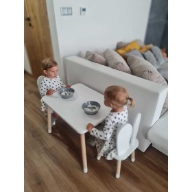 Dětský stůl s židlemi - Ouška - bílý
