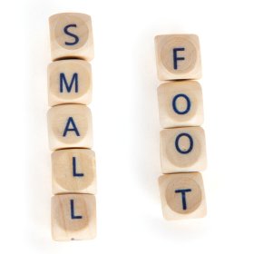 Small Foot dřevěná hra Tvoření s písmenky, Small foot by Legler