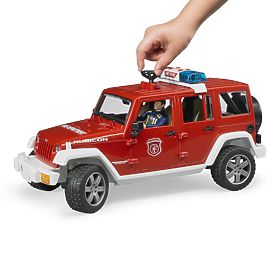Bruder Červený požární JEEP WRANGLER s figurkou a příslušenstvím, Bruder