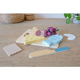 Dřevěné potraviny - krájení - Snack combination