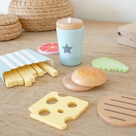 Dřevěné potraviny - krájení - French fries meal set